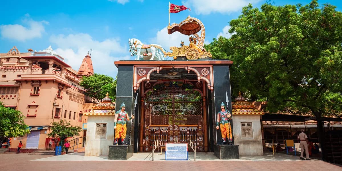 Expert certified local guide at Krishna Janmabhoomi Mathura