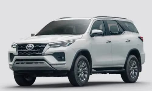 Fortuner — 7 Seater AC Cab for Mathura Vrindavan Braj Tour