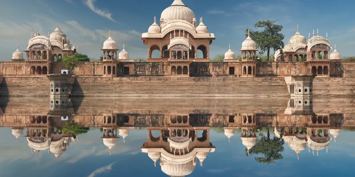 on 84 kos yatra , visit kusum sarovar